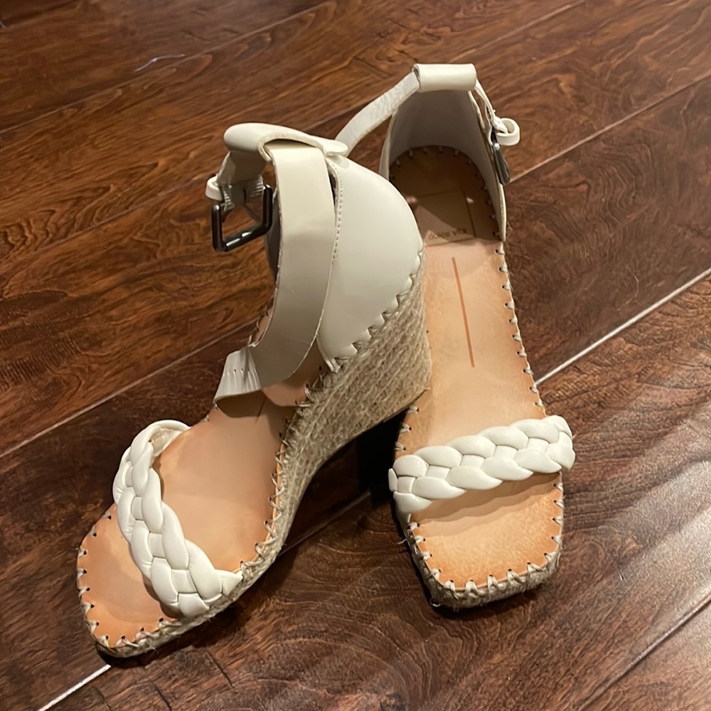 Women’s Dolce Vita Wedge Sandal, Size 7.5